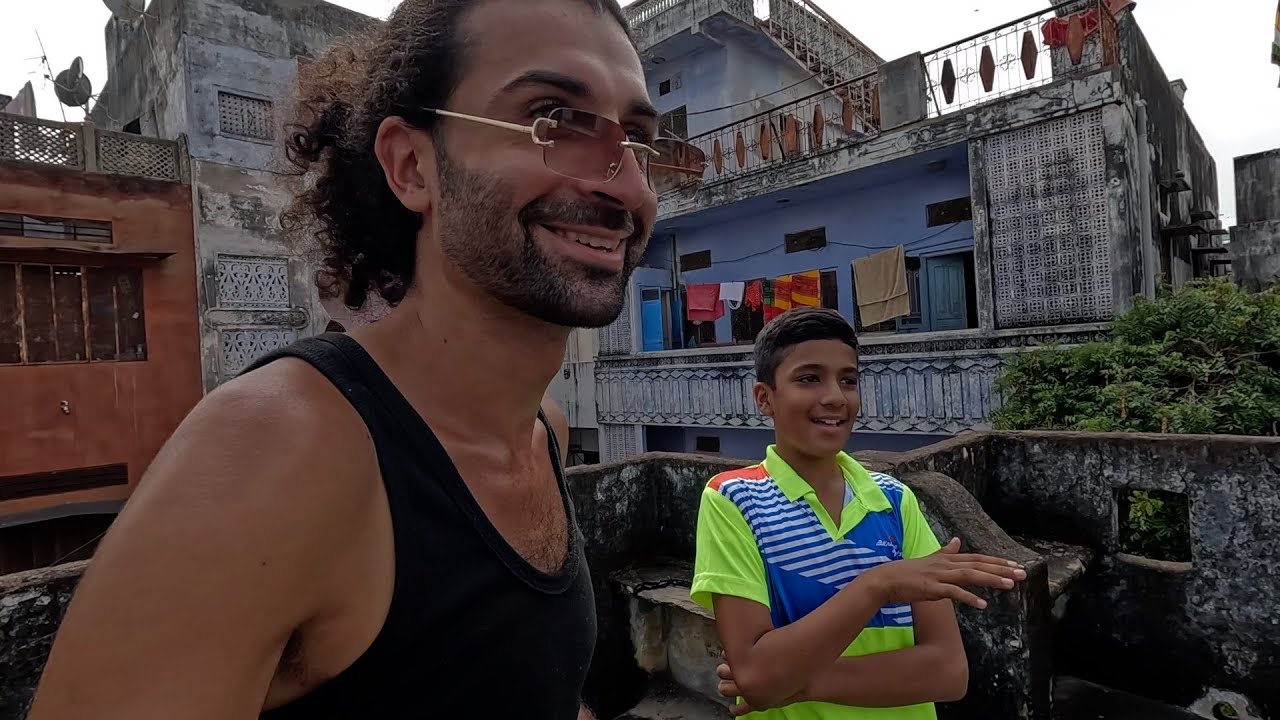 Kind Indian Kid Invites Me Into His MEGA Home! 🇮🇳