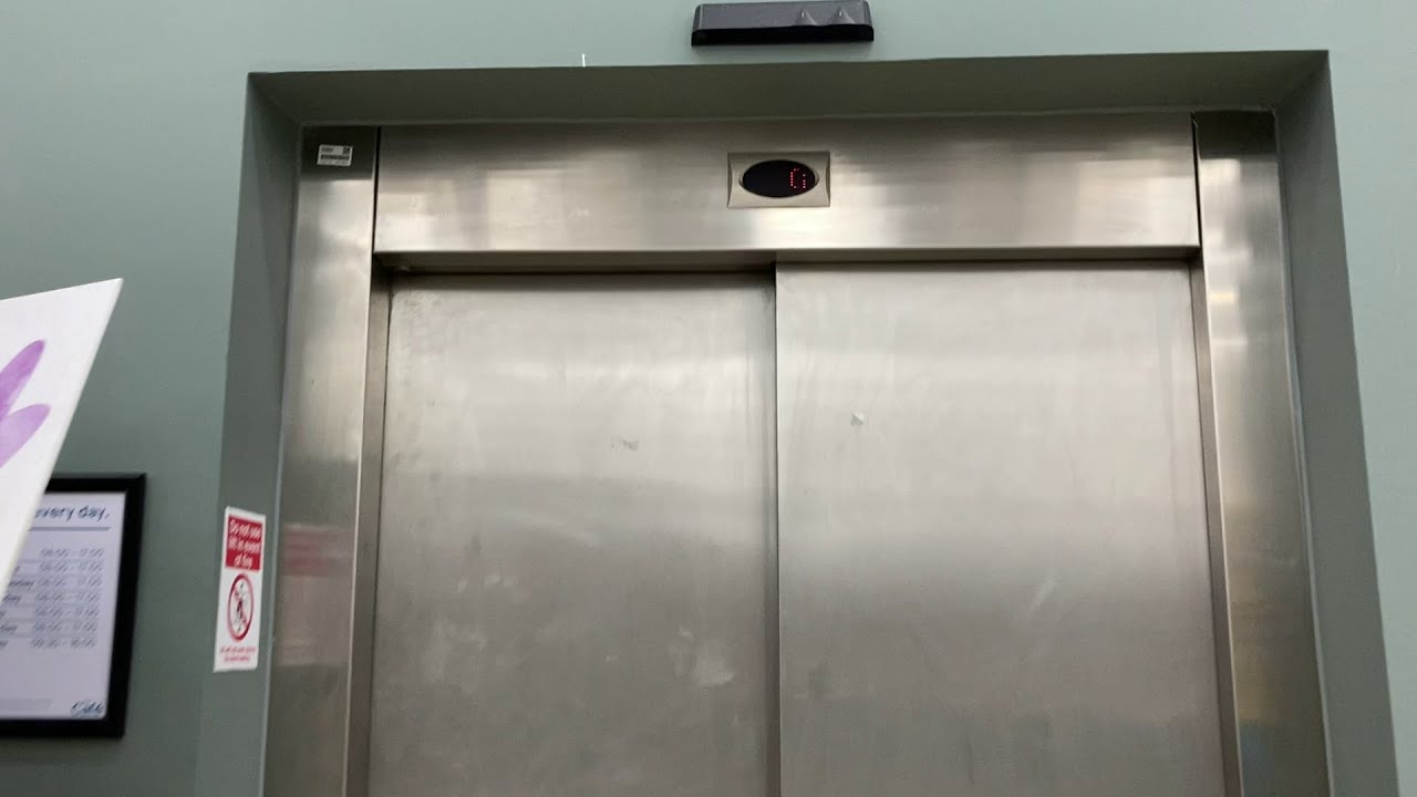 RARE! Early Orona Lift in Tesco Extra at the Town Centre in Stevenage #lift #elevator