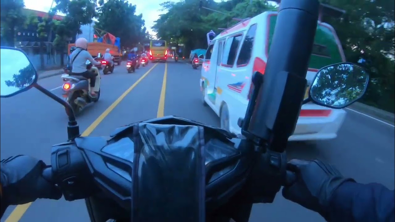 Hampir saja nabrak orang  #puasa #ramadhon #vlog 