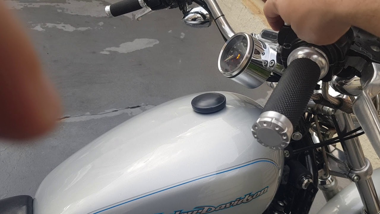 Harley 883 C low idle rpm potato sounds
