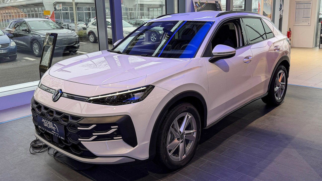 2026 VW T Roc - Full Interior & Exterior Walkaround 4K