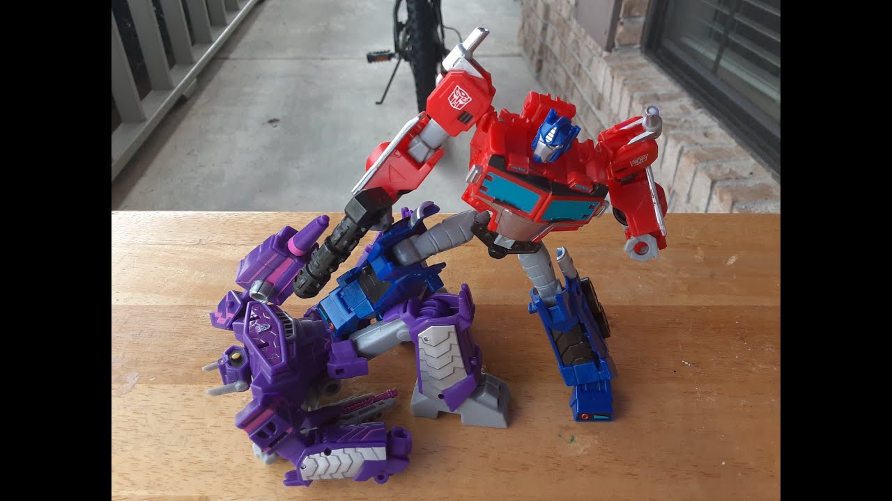 Transformers Bumblebee Cyberverse Adventures Deluxe Class Optimus Prime Review