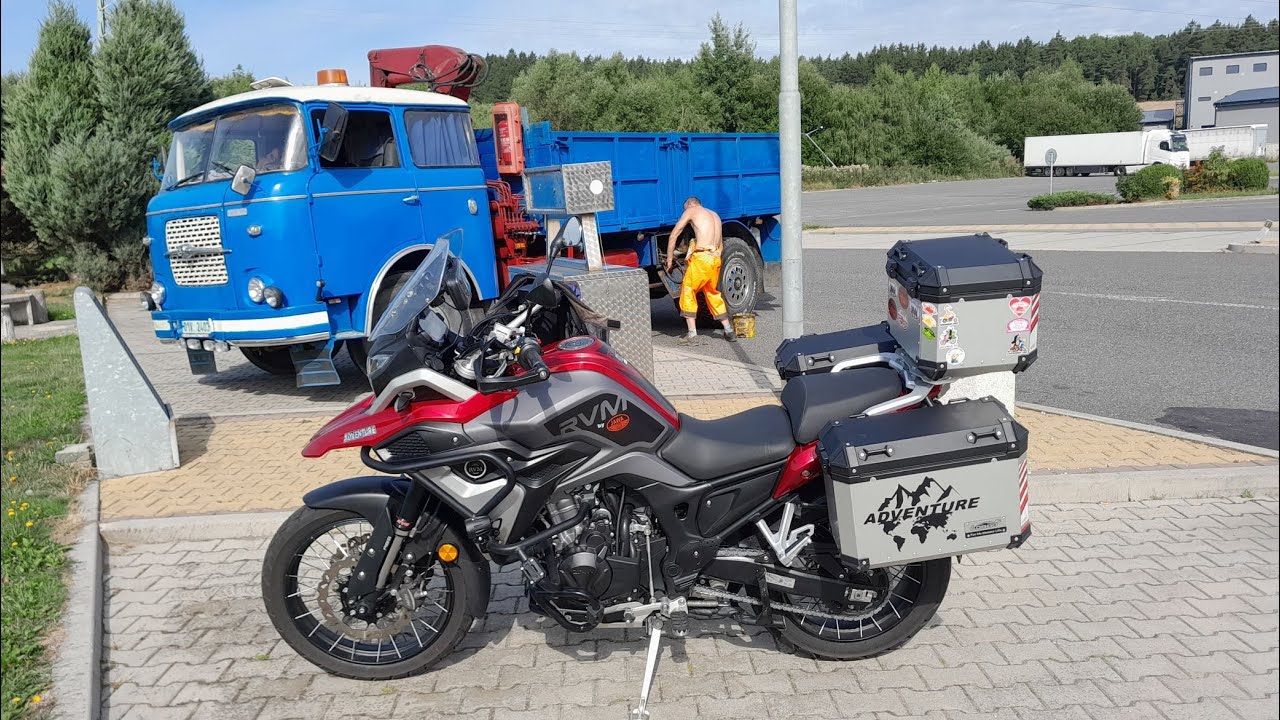 8 Sraz Skupiny Jawa 350TOUR FB