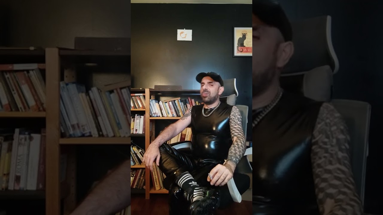 Gay rubber smoke