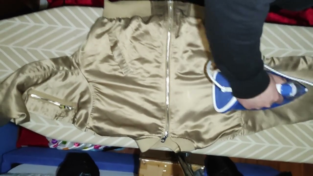 ASMR prasowanie bomerki Bershka