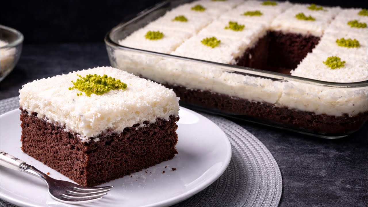 The best & Easiest chocolate cake ever ! super moist & Irresistible