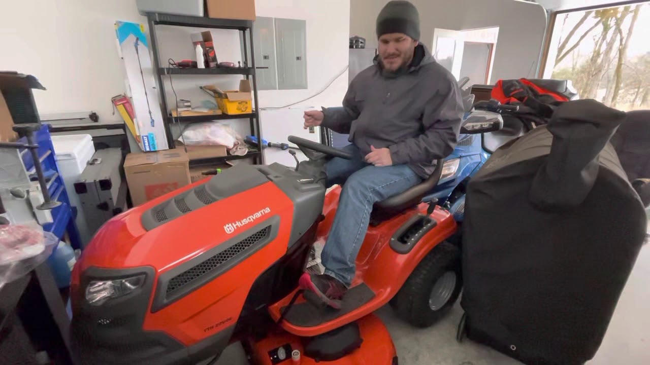 Husqvarna YTH22V46 cold startup after a couple weeks of sitting