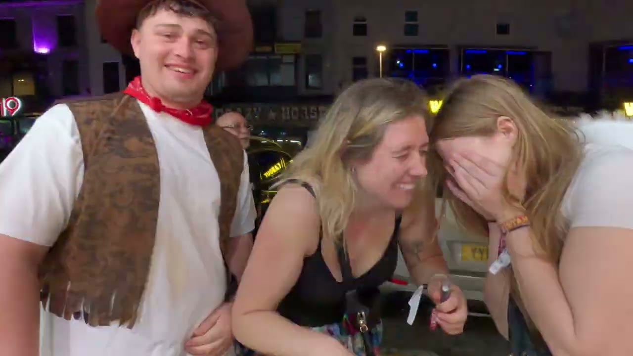 Young Farmers Interview & Blackpool Nightlife #vlog