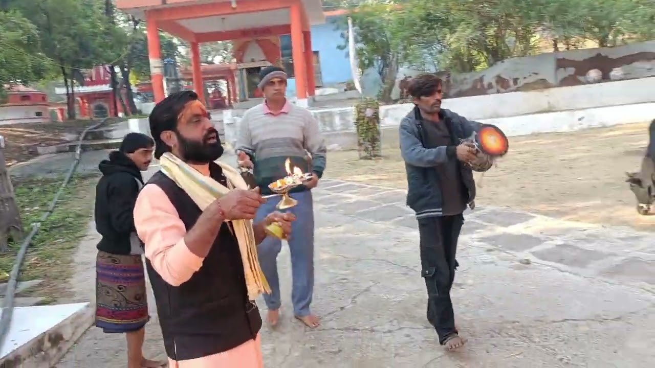 🙏हर हर महादेव🙏आज बुधवार🙏भोलेनाथ बाबा जी के दिव्य दर्शन करें महादेव आपकी सारी मनोकामनाएं पूरी करें