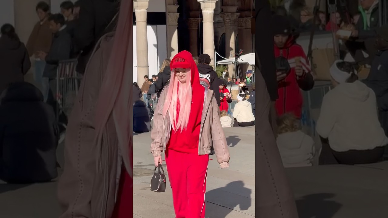 🫠🤗 #lovely #dance #djsongs #fashion