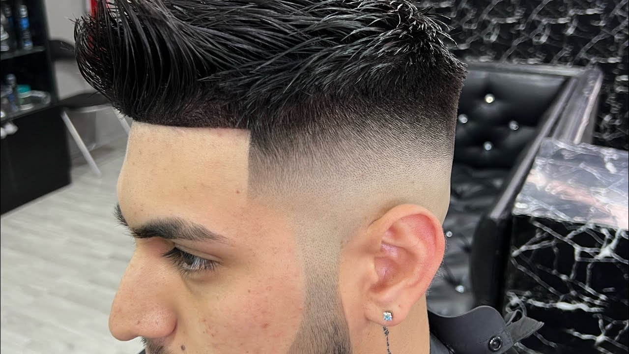 Degradado alto ( skinfade) y corte con tijera