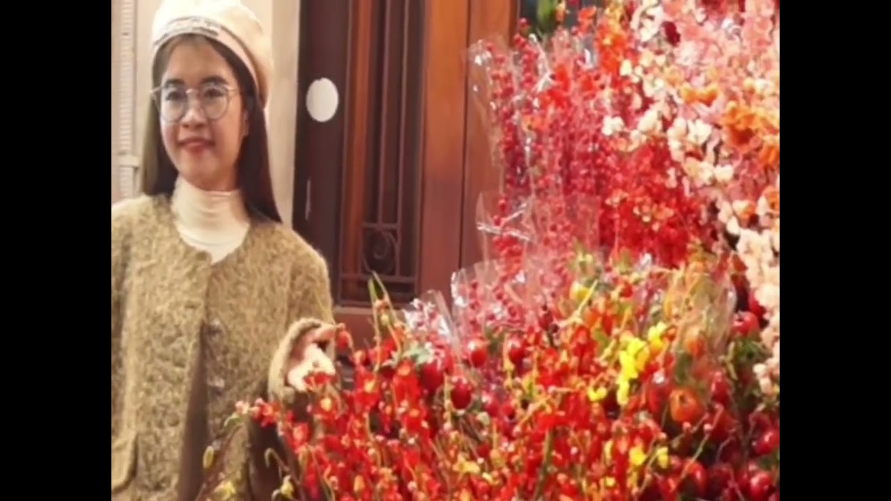 Phố Hàng Mã: Rực Rỡ Sắc Màu Đón Tết Bính Ngọ 2026 🏮