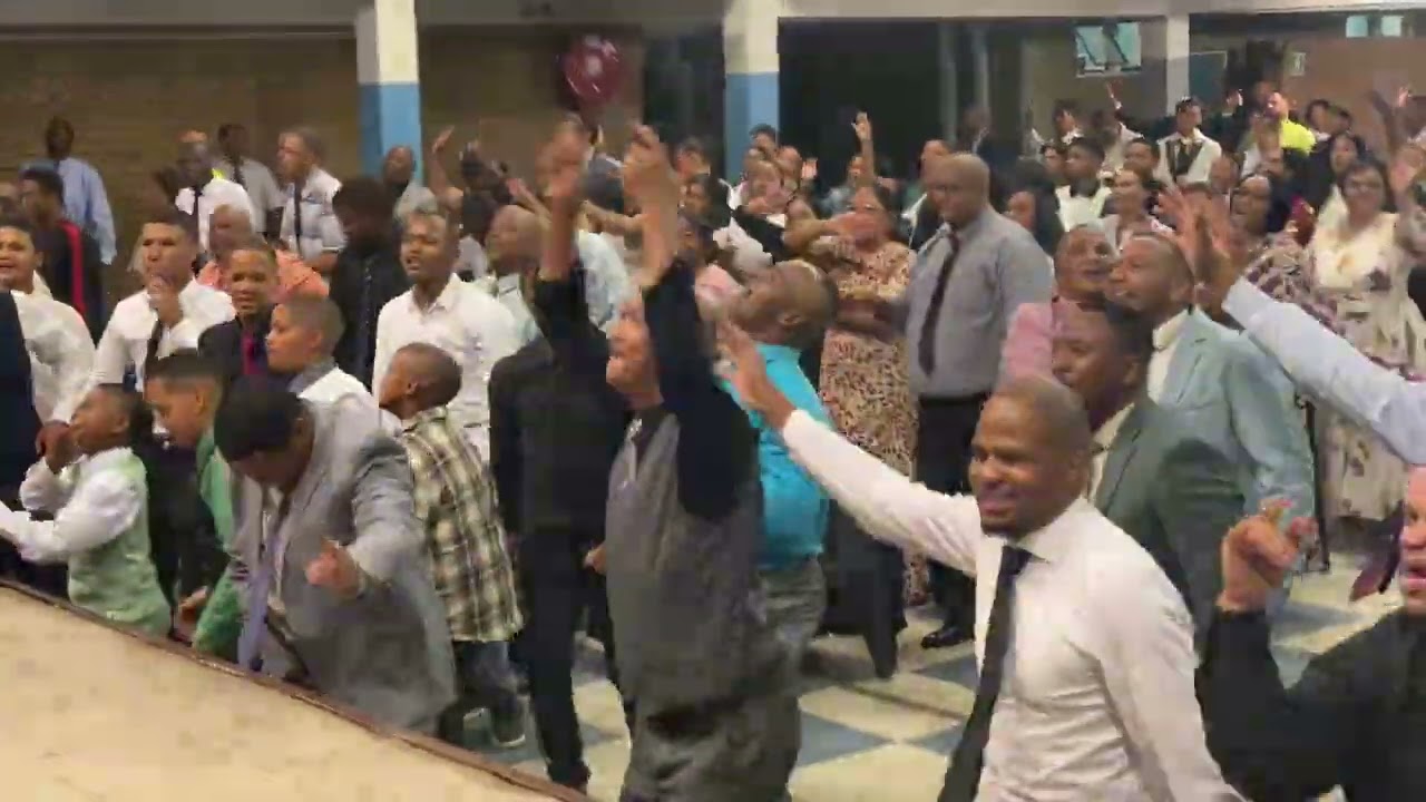 Crossover Service Praise & Worship 2025 Into 2026