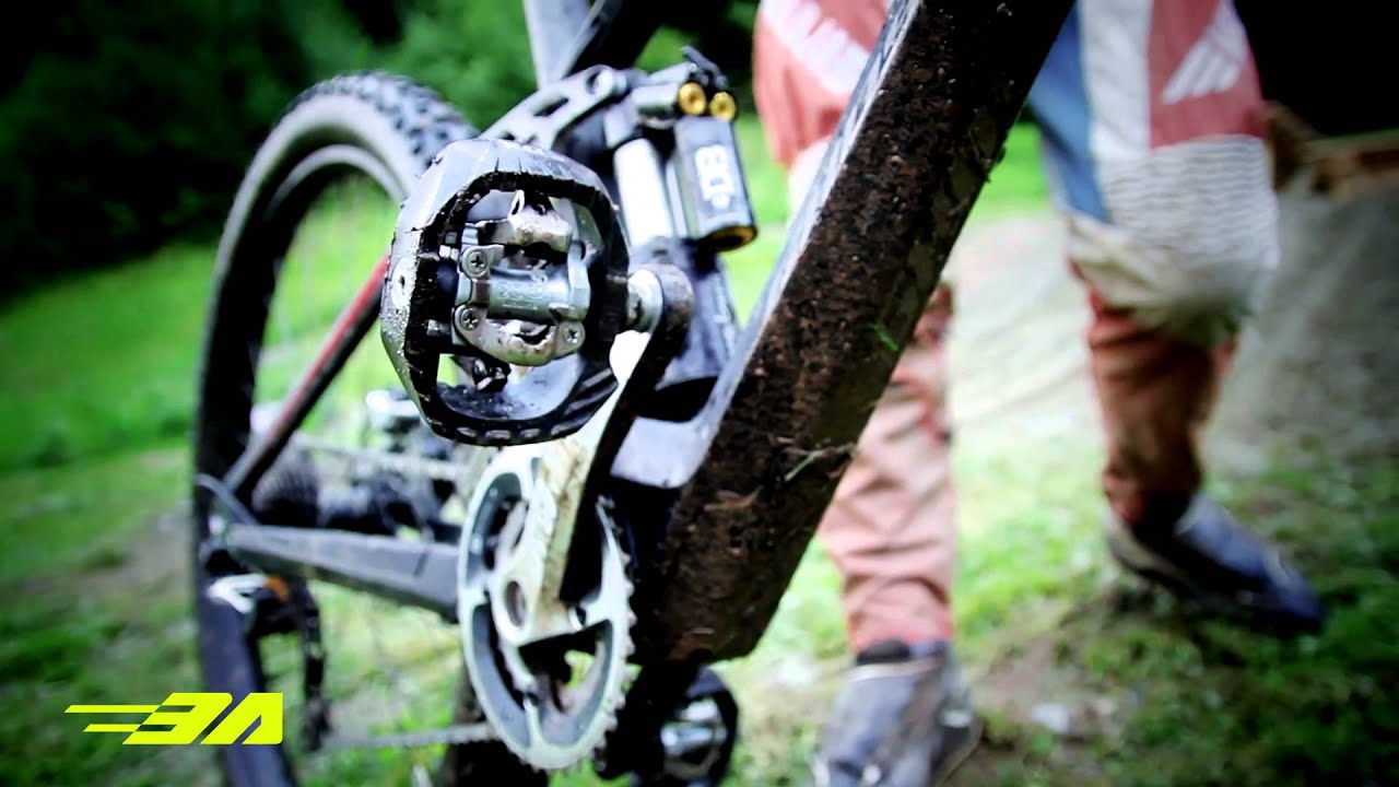 Bikeacademy Fahrtechnik - Teil 12: Sprünge und Drops