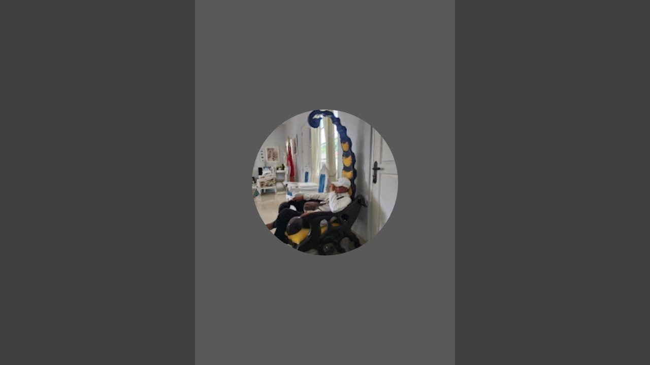 Iqbal As Xio sedang live sekarang!