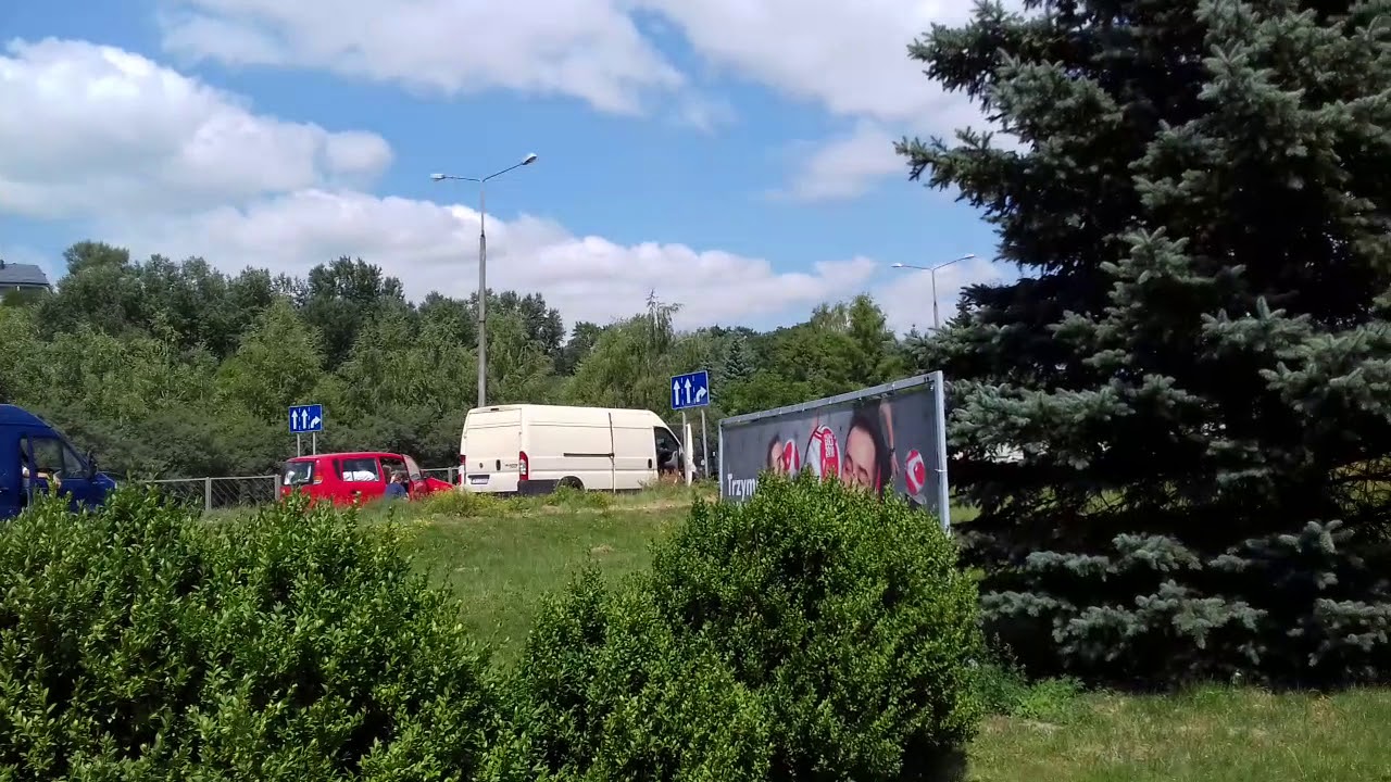 [HIT] alarmowo karetka wojskowa do zdarzenia