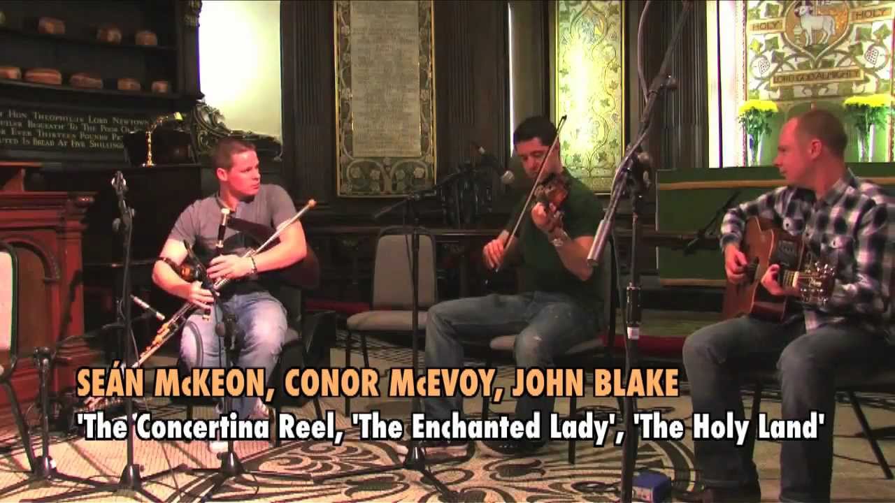 Se&aacute;n McKeon, Conor McEvoy, John Blake - Traditional Irish Music from LiveTrad.com