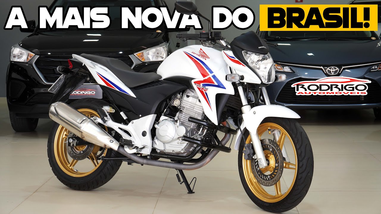 RARA HONDA CB 300R 2015 TRICOLOR com APENAS 12.000KM RODADOS na Rodrigo Automóveis!