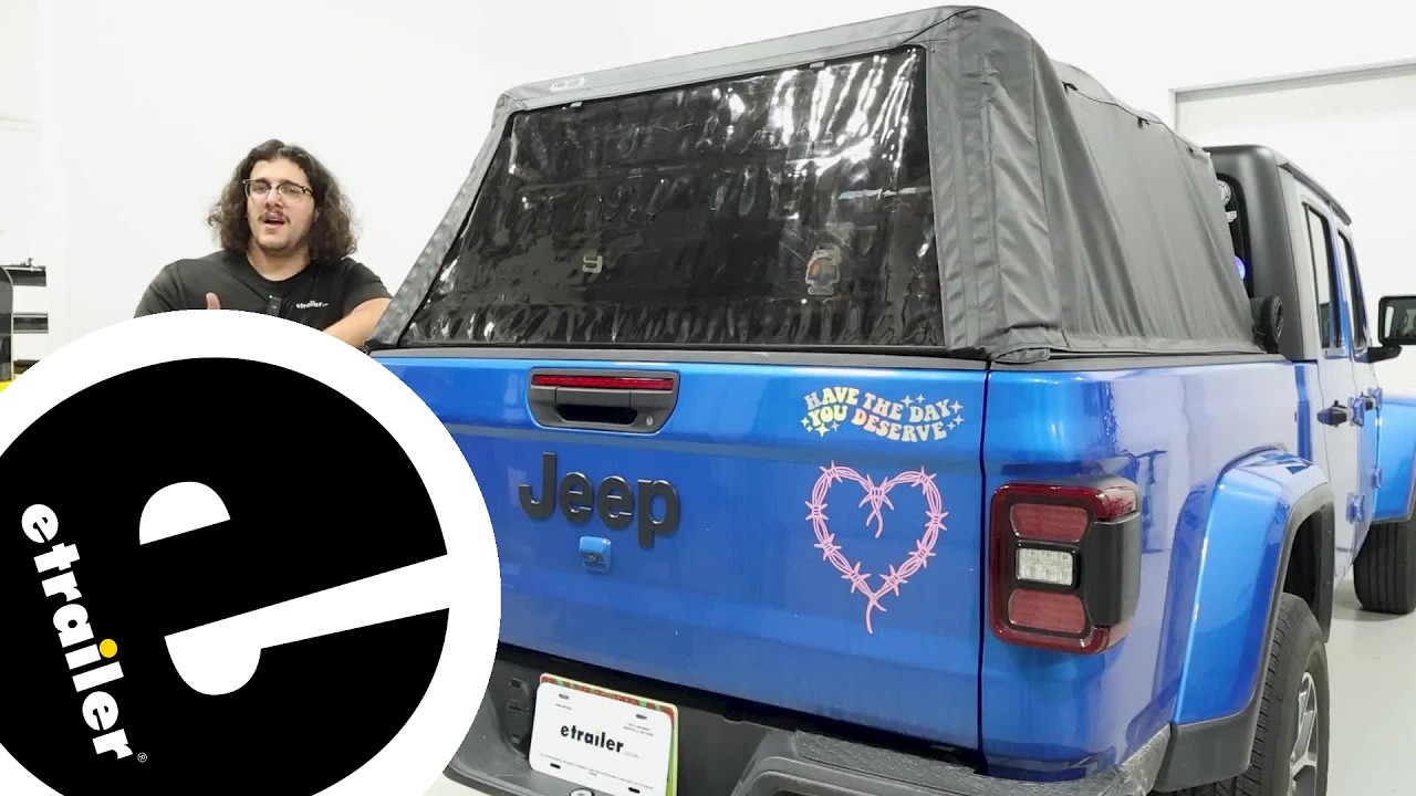 Installing the Fas-Top Traveler Roll-up Tonneau & Soft Truck Topper Combo on a 2024 Jeep Galdiator