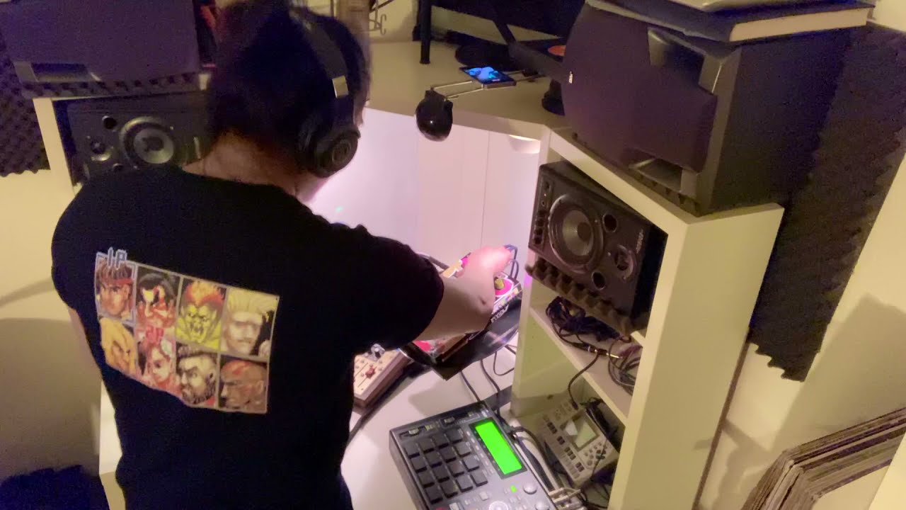 Live Set On The MPC1000 and SP404