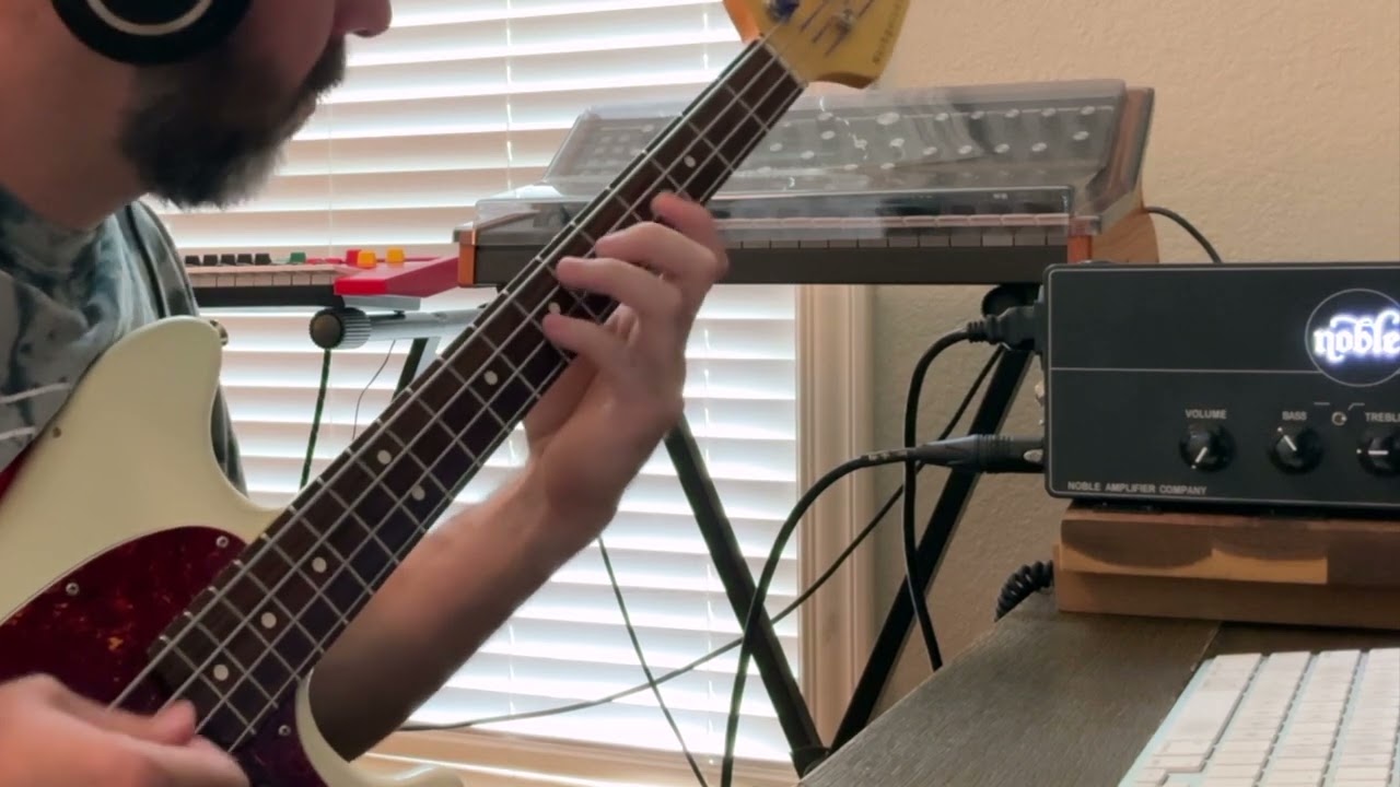 NASH MUSTANG BASS