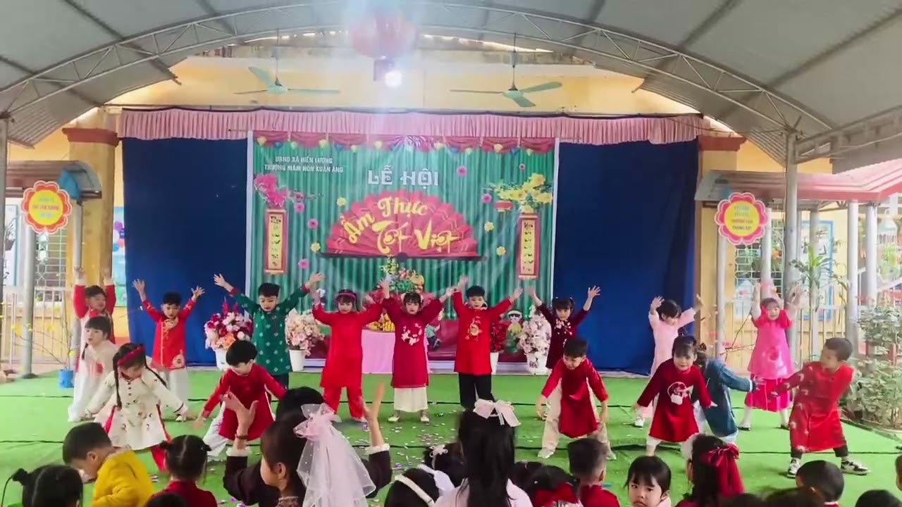 Lớp 5TA a Thóc múa tết 2026