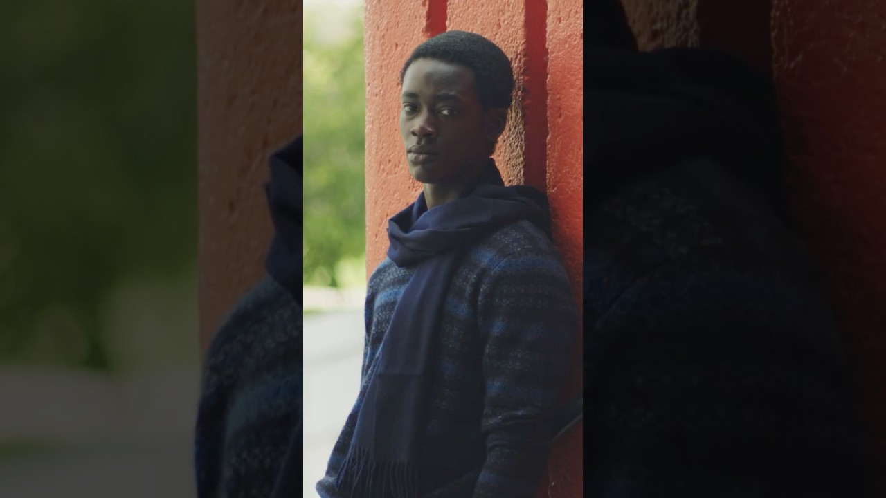 The cashmere sweater doubles as a scarf, and shirt sleeves are rolled up.#Bompard