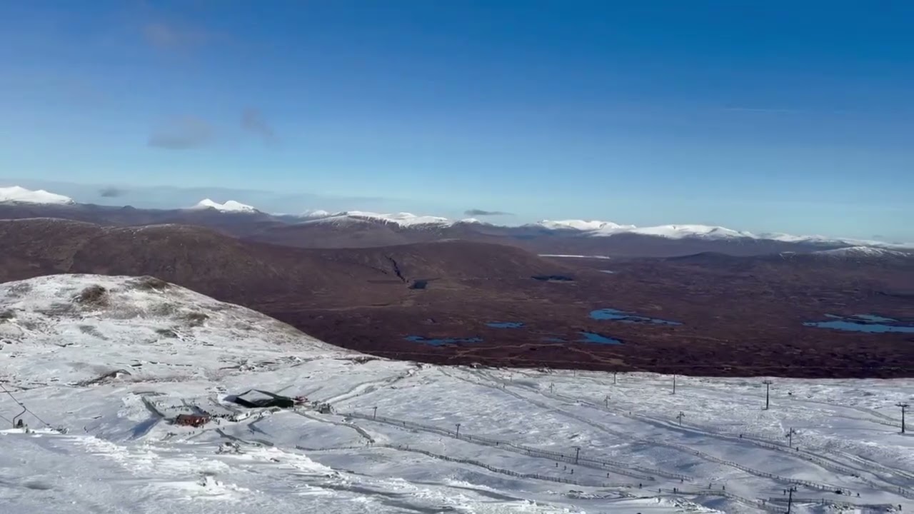 Glencoe Mountain Resort Bluebird Day - 6 Hour 4K Screensaver
