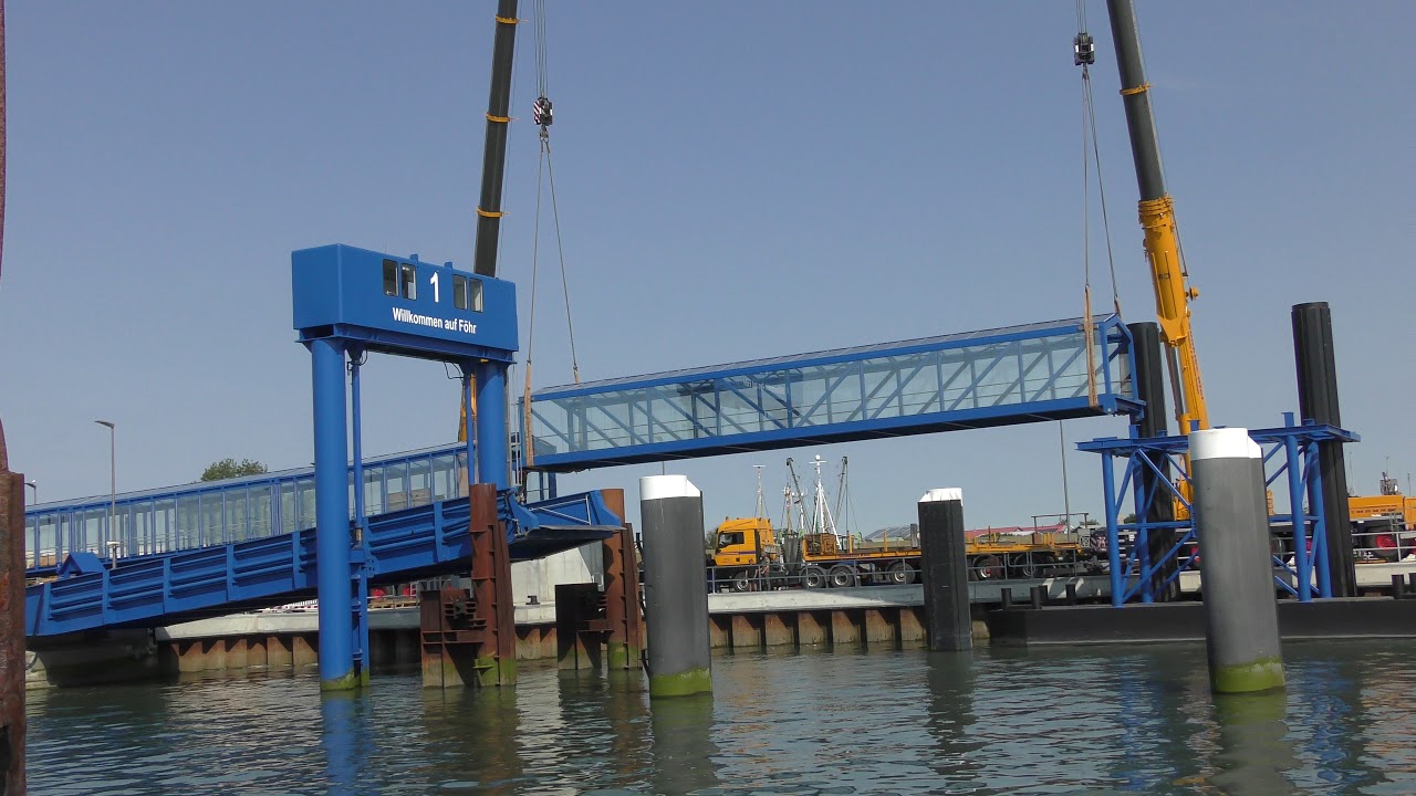 2020-06-03 Wyk auf Föhr Brücke -1-  Seiteneinstieg wird fertiggestellt ( in 4K)