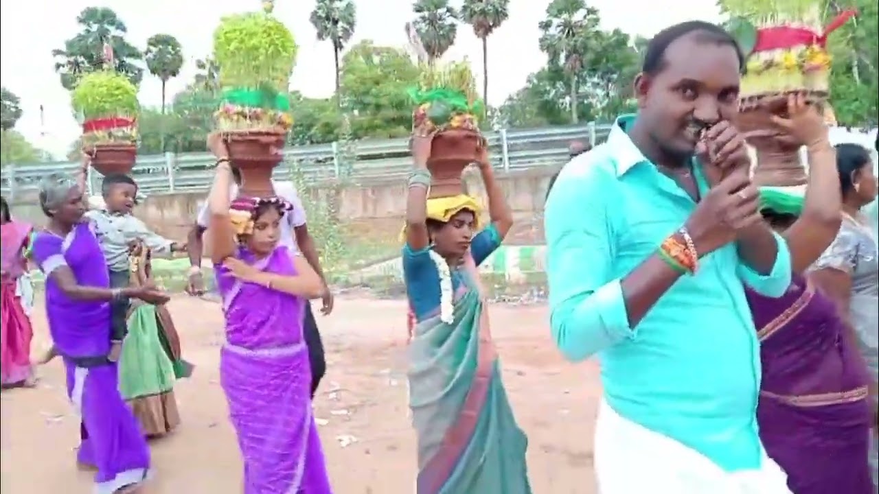 சரஸ்வதிநகர் முளைப்பாரி திருவிழா 