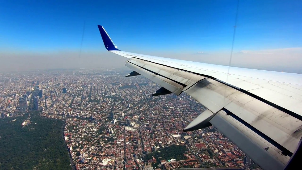 Landing at Mexico City's Benito Juarez International Airport (MEX/MMMX) 2017-11