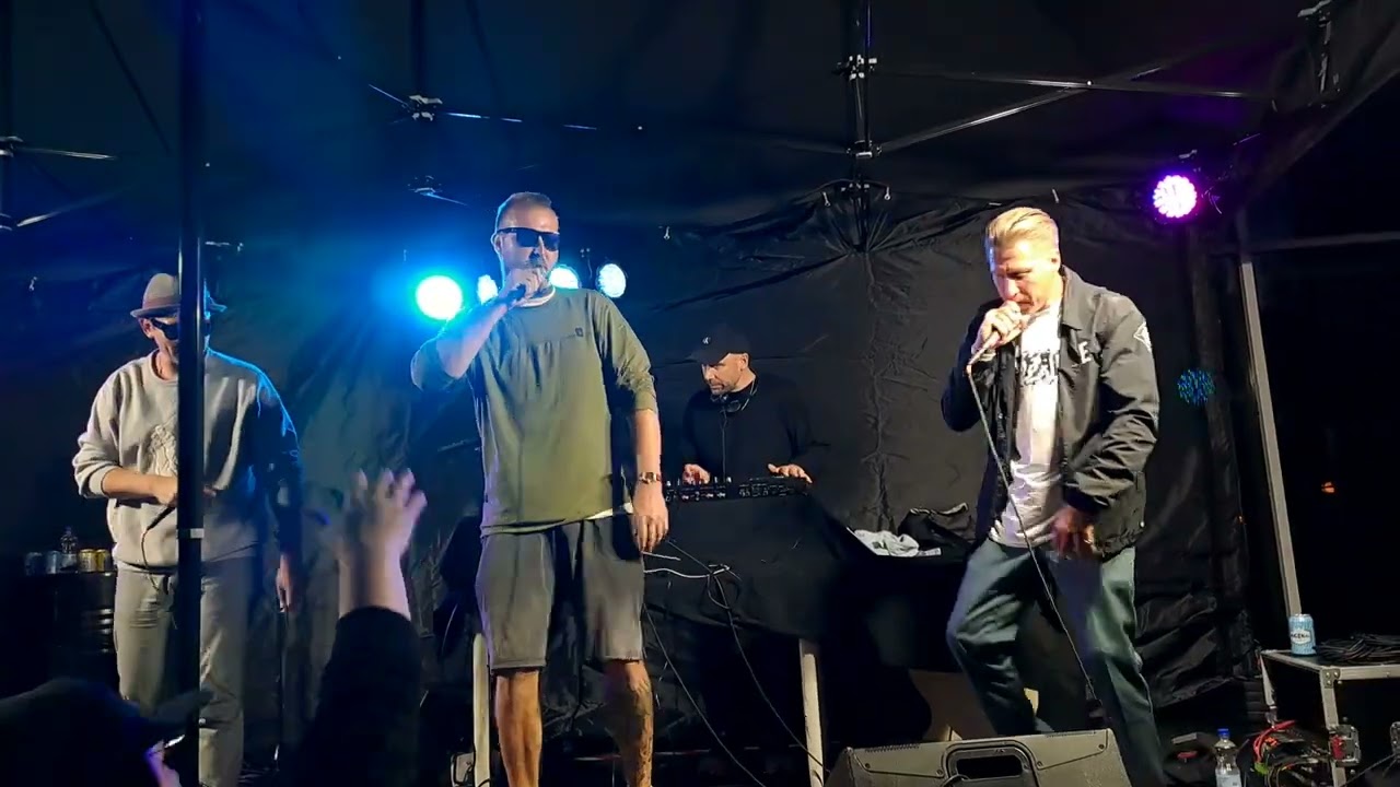SMC - Lähiörotat skujaa (Live @ Tapiolan kulttuuriaukio)