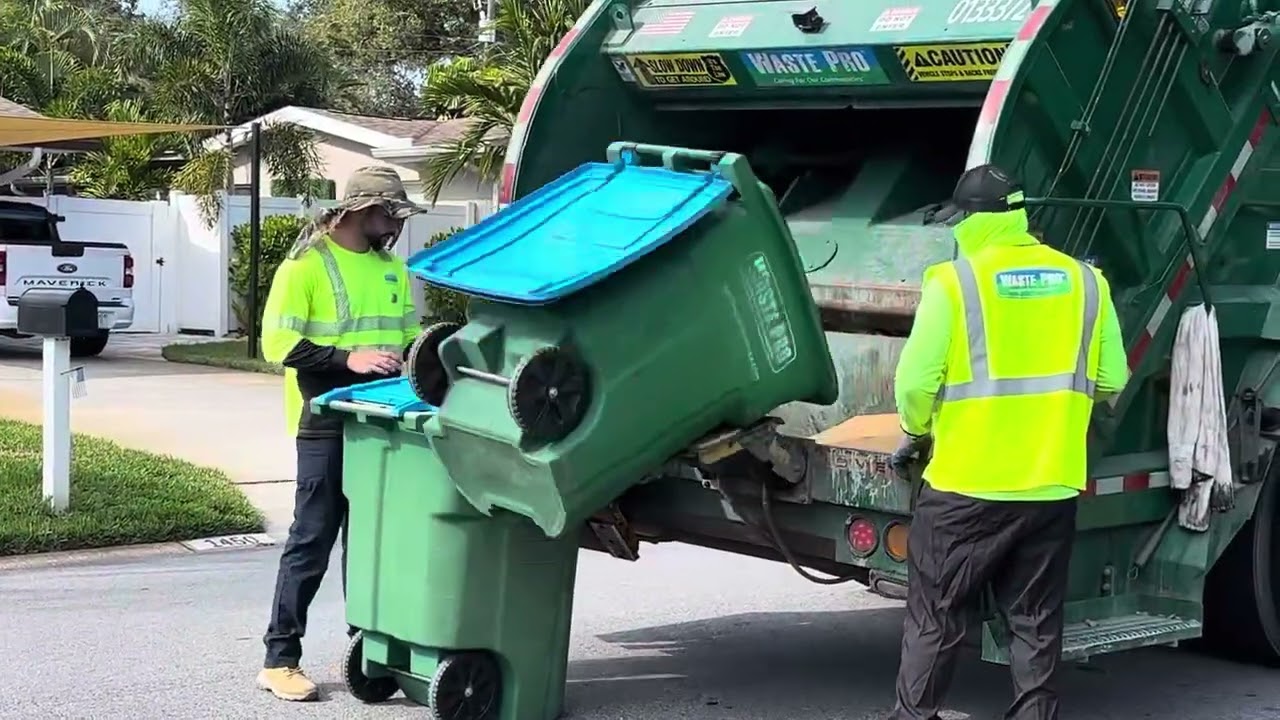2 garbage truck waste pro and city