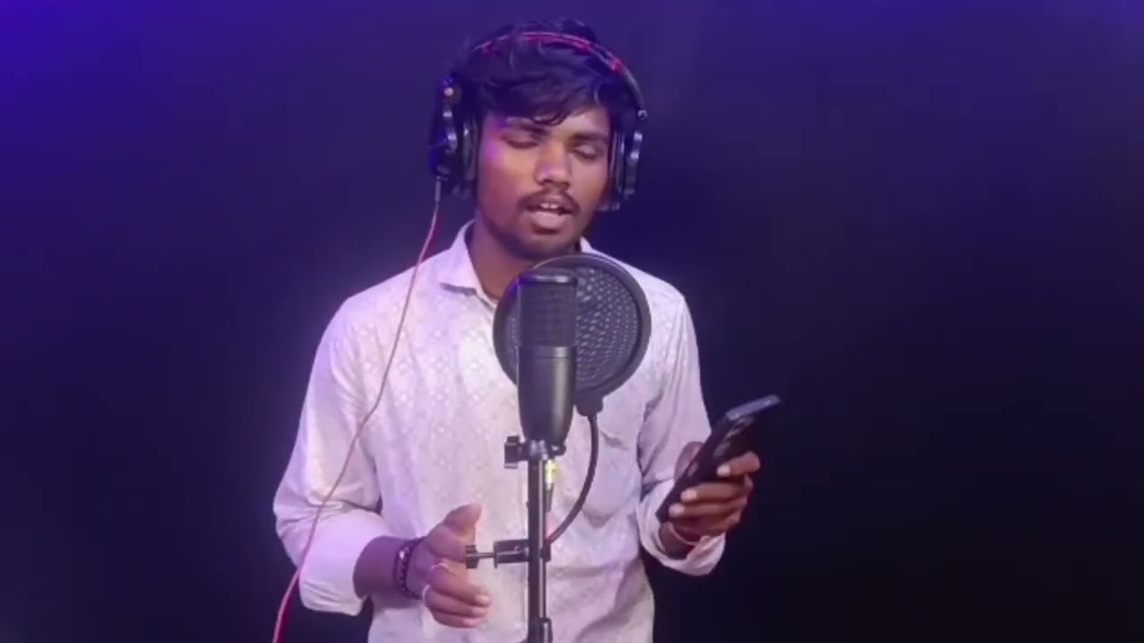 ಲವ್ ಮಾಡಿದ್ದಾಕ್ಕಿ ಲಪ್ಪಡ ಮಾಡಿ ಊರ ಬಿಡಿಸ್ಯಾಳೋ   