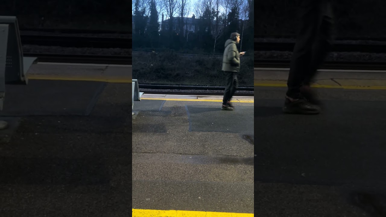 Train journey on a Southeastern Class 465 Networker train from New Cross to Lewisham #southeastern 