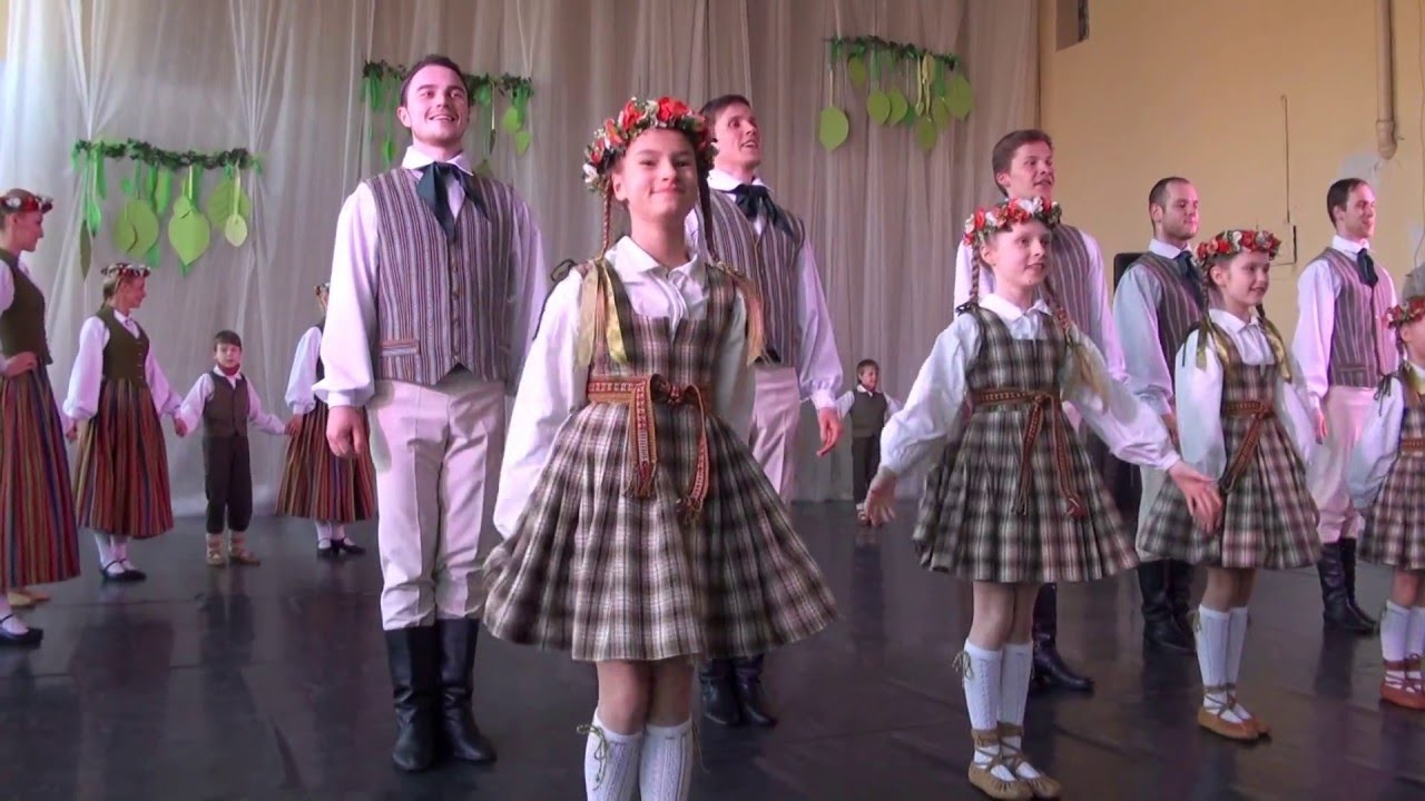 00014 Ampeļdancis. RTU TDA Vektors un deju skolas  Dzirnas koncers IZDEJOTIES (09.04 2016)