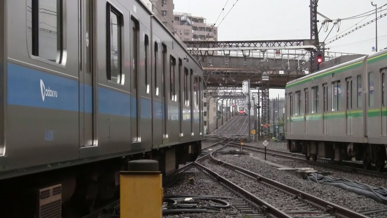 出庫シーンが多くみられる平日早朝の小田急小田原線海老名駅小田原側（字幕入り）