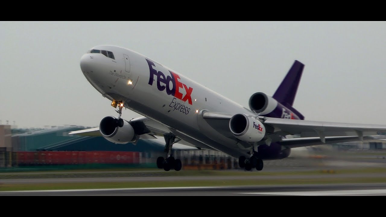 FedEx MD-10 Full Takeoff