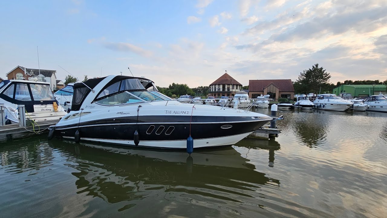 Boat tour of cruisers yachts 330 express  @ burton waters marina