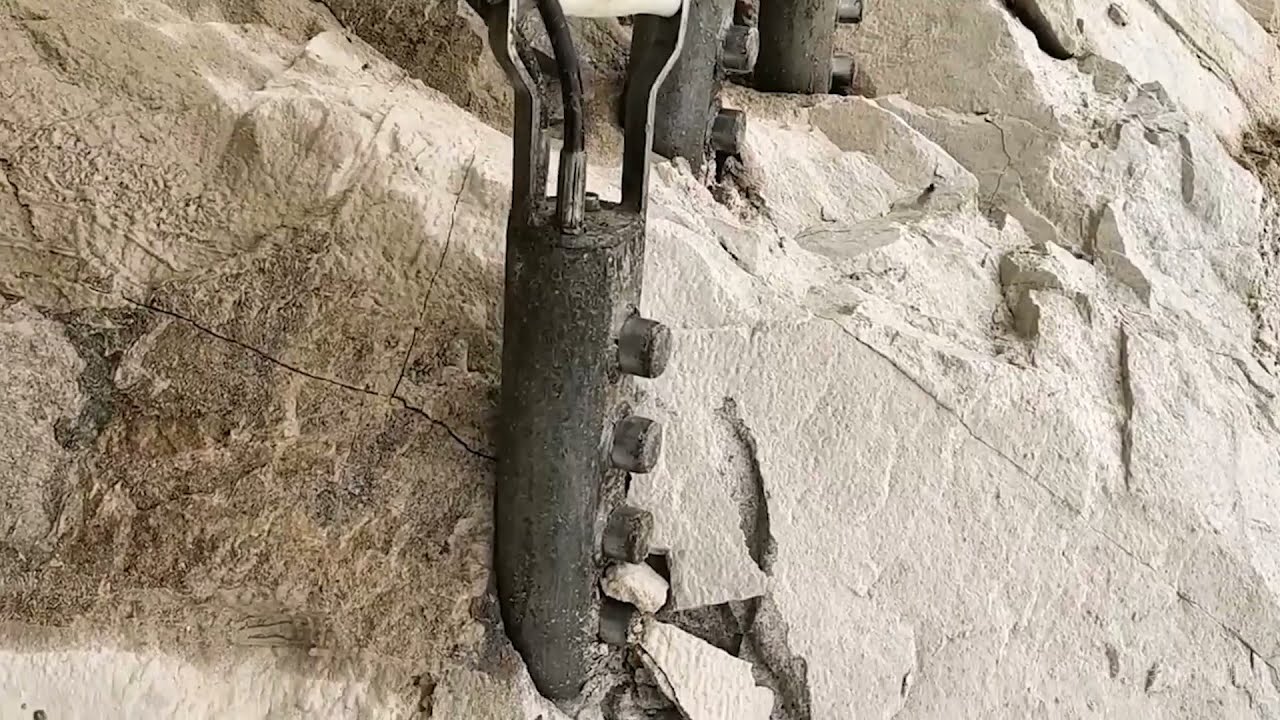 Hydraulic Piston Rock Splitter