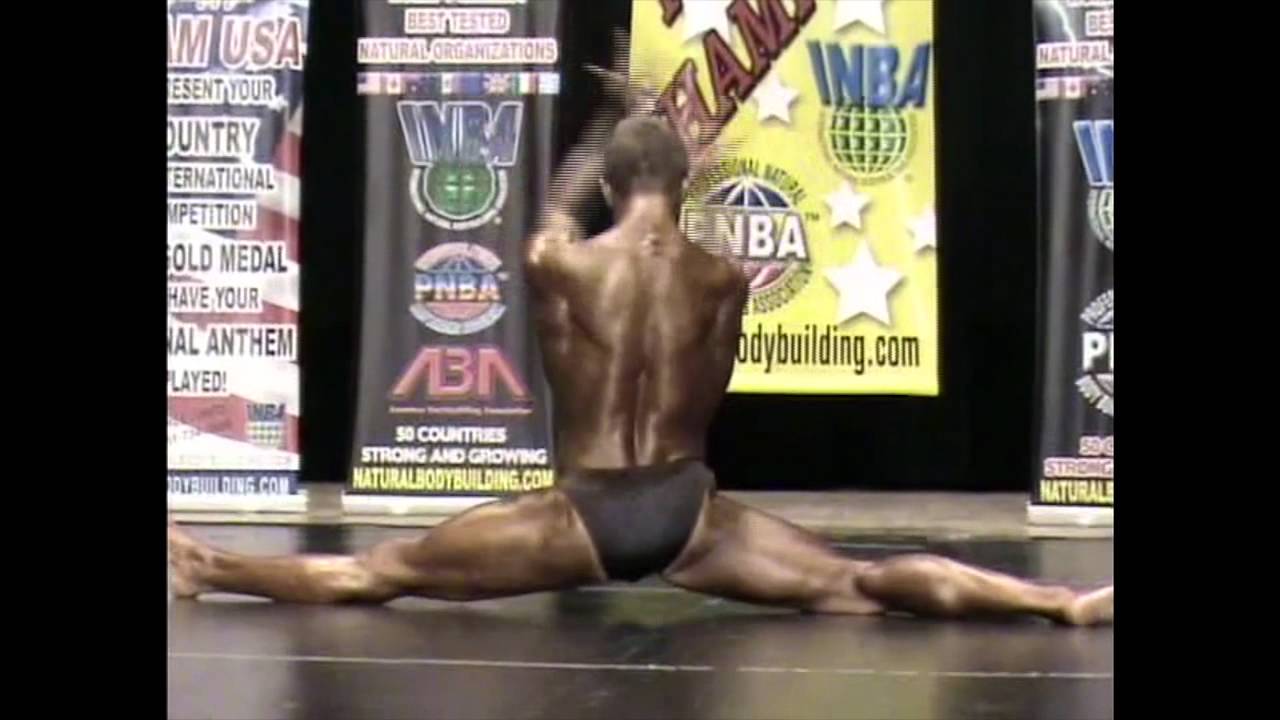 Bodybuilding Routine - Nick Colvill Posing - 2012 Night of the Natural Champions