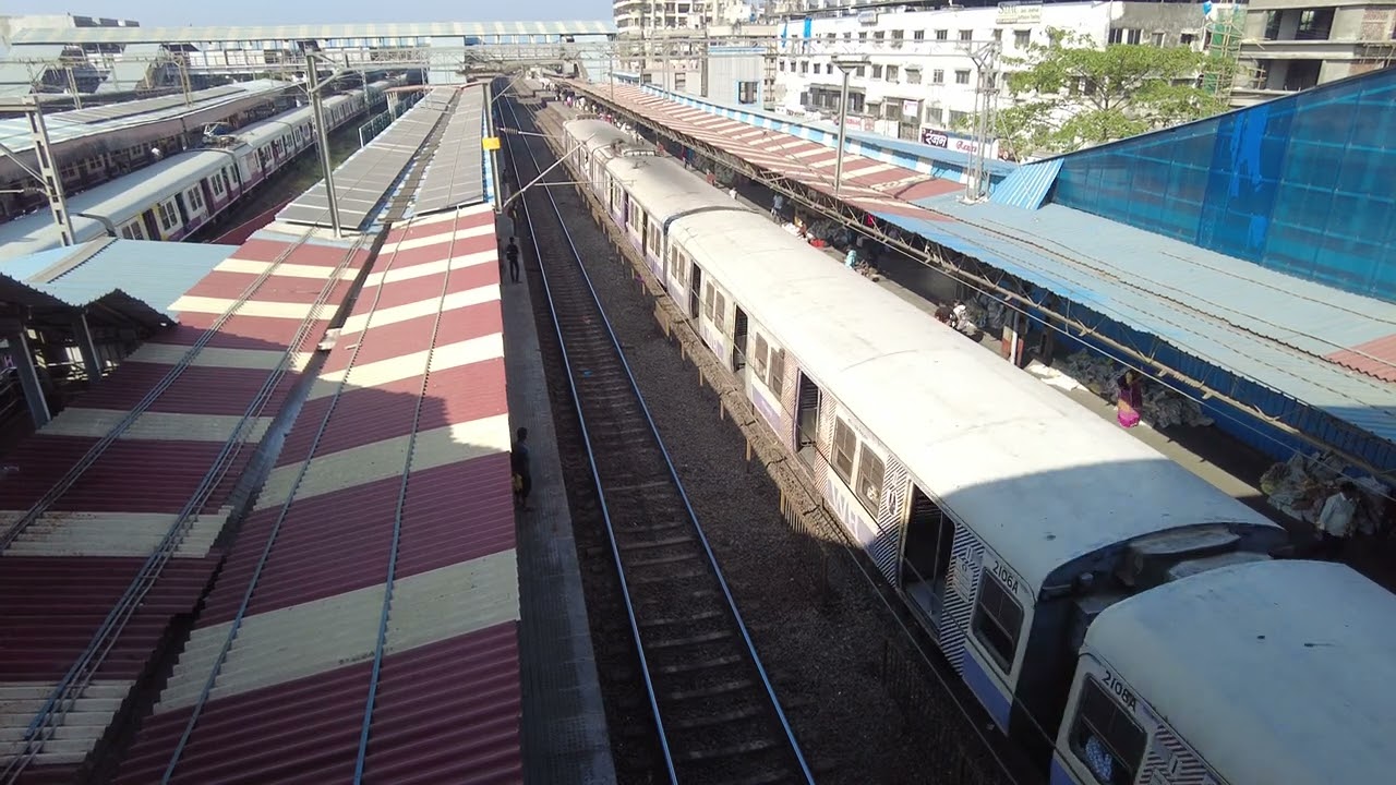 Local Train Bhayander Station Mumbai Stock Footage | Copyright Free Video | First Footage
