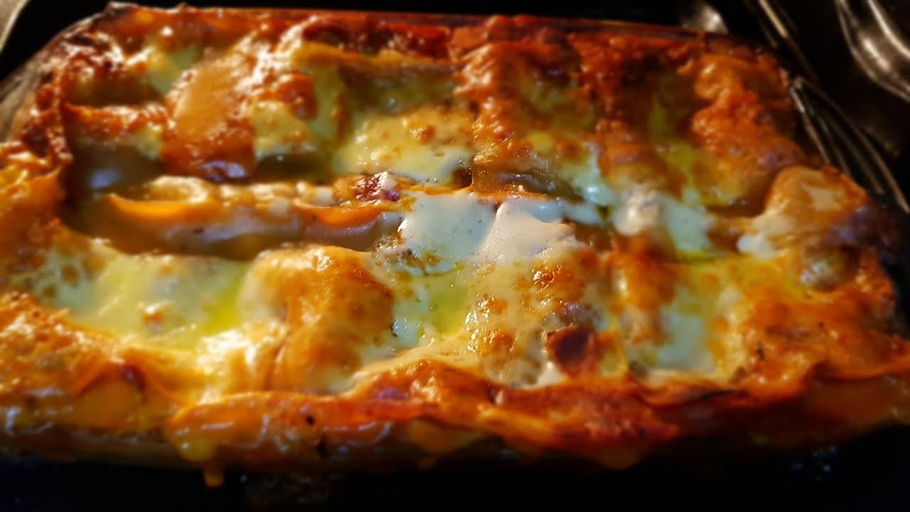 Lasagna | Easy Lasagna Recipe | Nina Kitchen