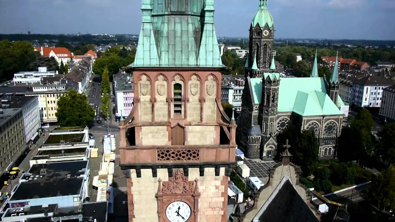 Flugroboter &uuml;ber M&ouml;nchengladbach - Height-Tech
