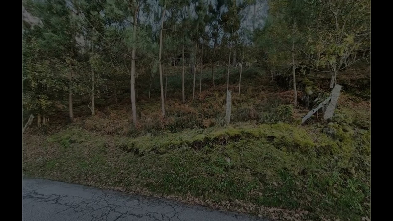 Terreno com 2977m2 - Zona de Construção - Grade - Arcos de Valdevez