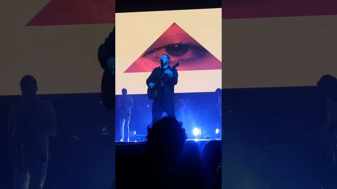 Leonel Garcia Pero no as&iacute;