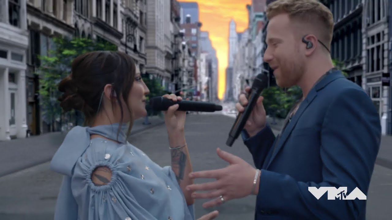 JP Saxe & Julia Michaels - If The World Was Ending (VMA Performance)