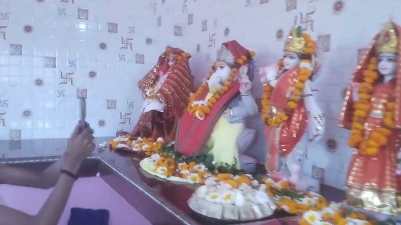 Aaj hamare yahan bhagwan ji ka Puja samapt hua 🙏🙏.   👍🙏👍