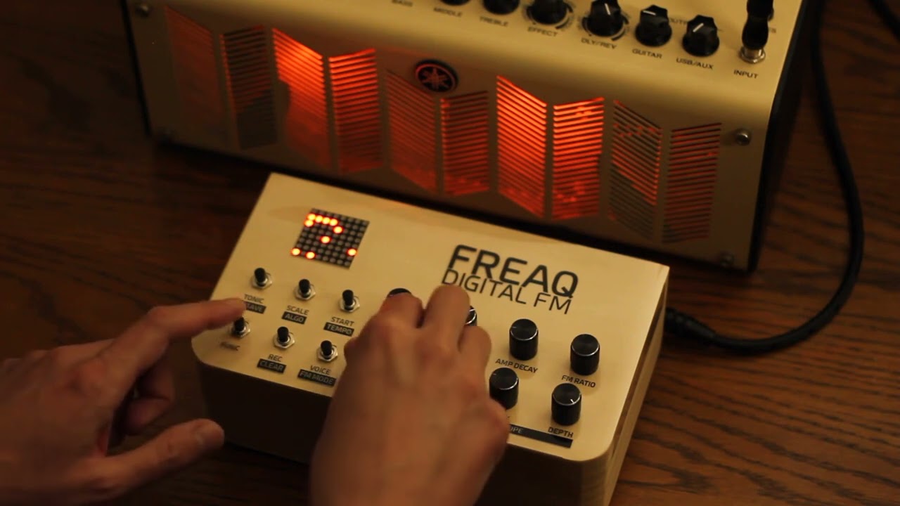 DIY Freaq FM synth