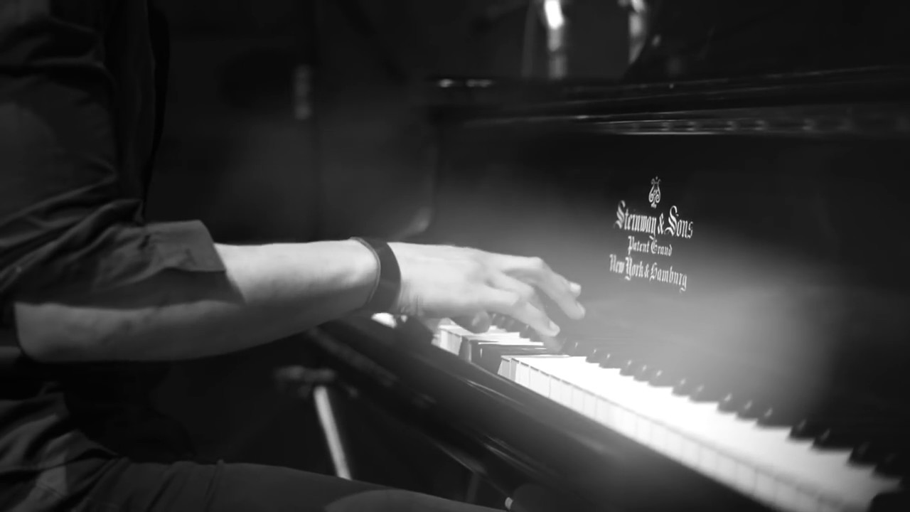 Martin Grech - Spirit Dancing Through Celestial Landscapes (Live Session)